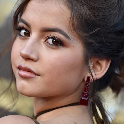 Ảnh Isabela Moner